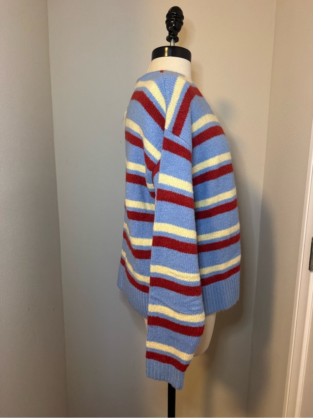 Daydreamer Stripe Boxy Knit Cardigan in Airey Blue Stripe NWT - Picture 6 of 9
